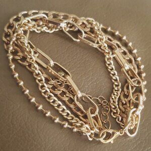 Multi Layered GoldToned Bracelet🌴